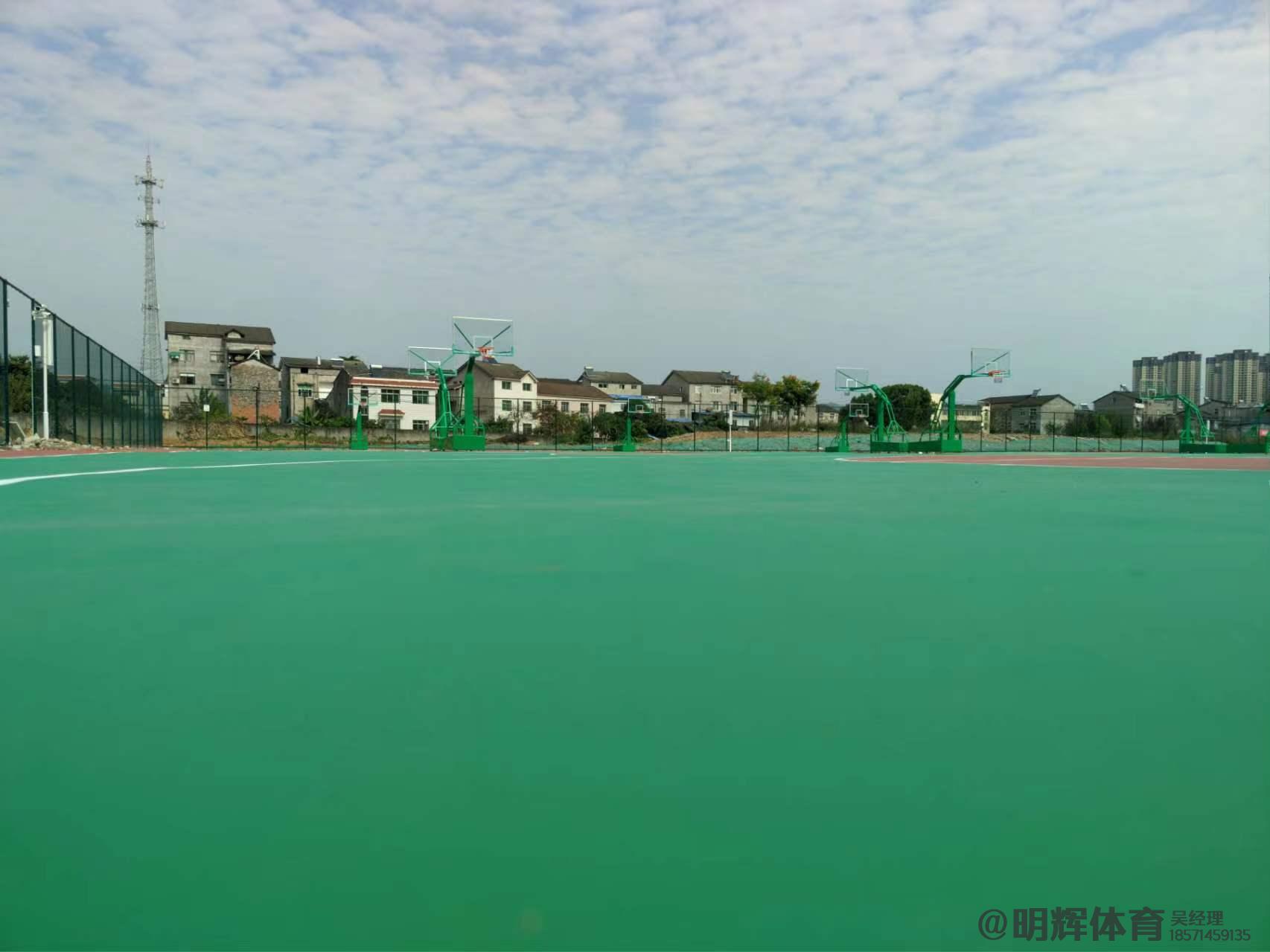 孝感硬地丙烯酸球场的优缺点